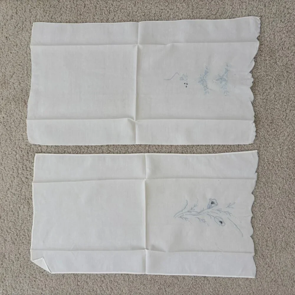 Set of two Vintage tea towels floral blue white